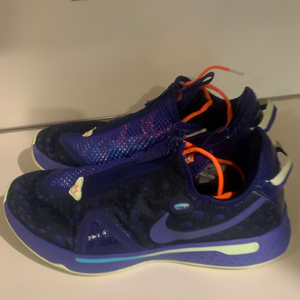 Nike - PG4 Gatorade size 12 shoes